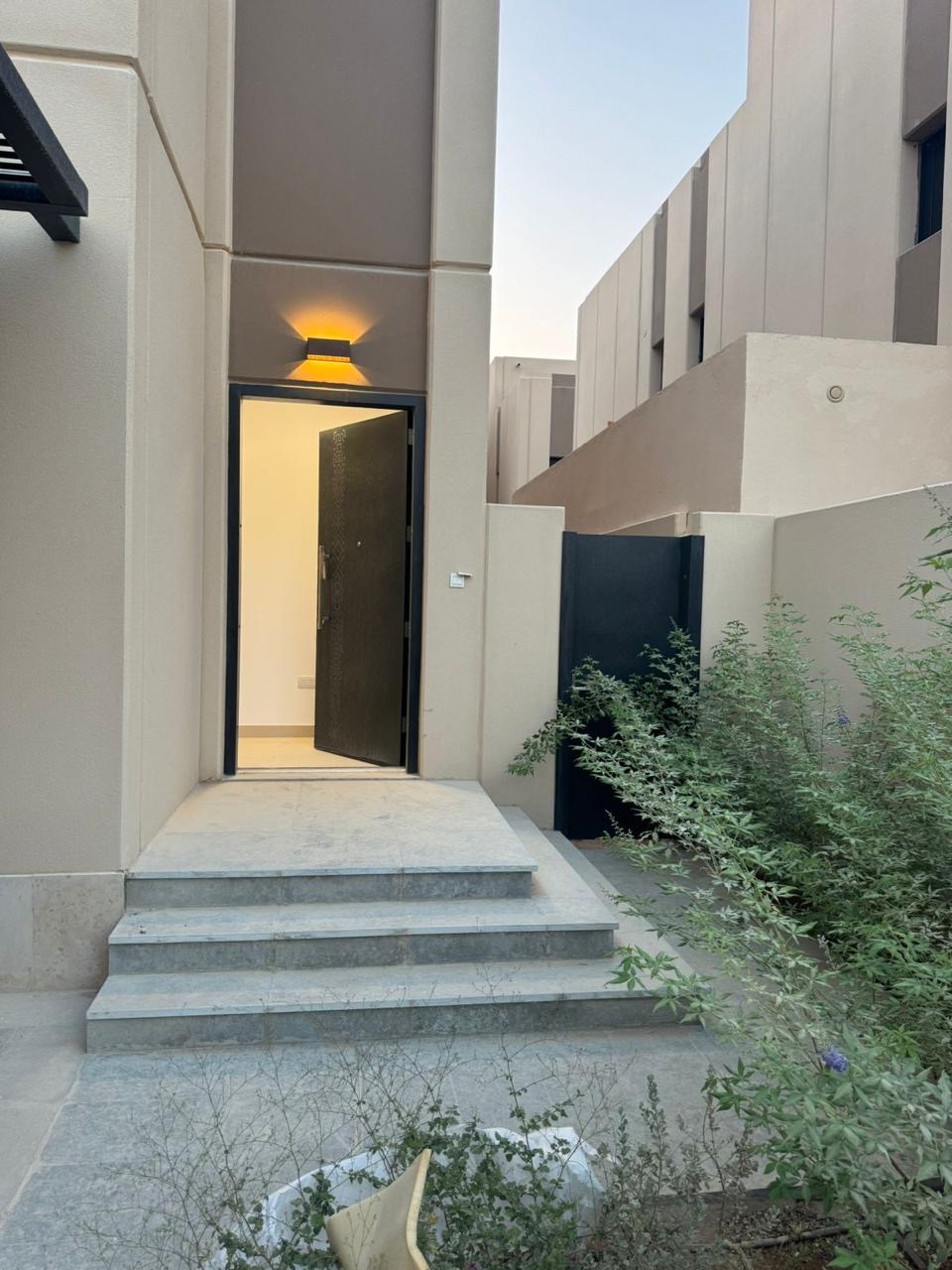 Luxury Duplex in Sedra (Roshn) – Modern Elegance Redefined Experience refined living in a meticulously designed space